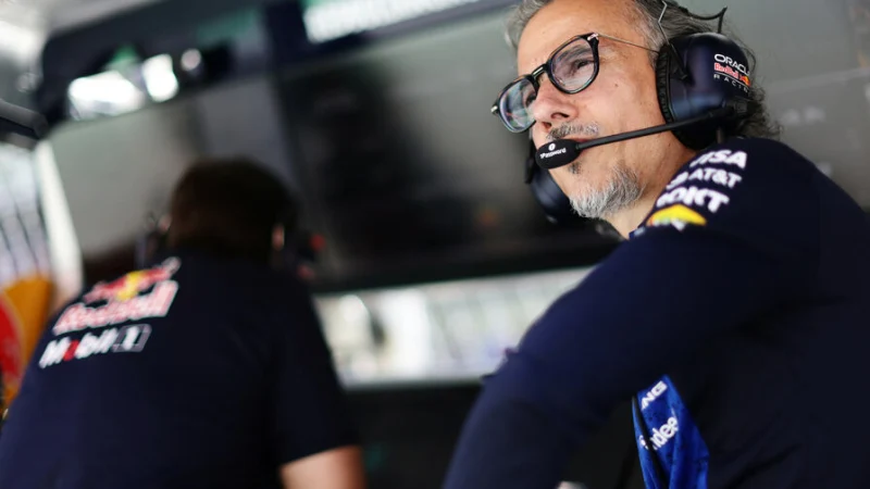 В Red Bull отреагировали на слухи о Ферстаппене и McLaren