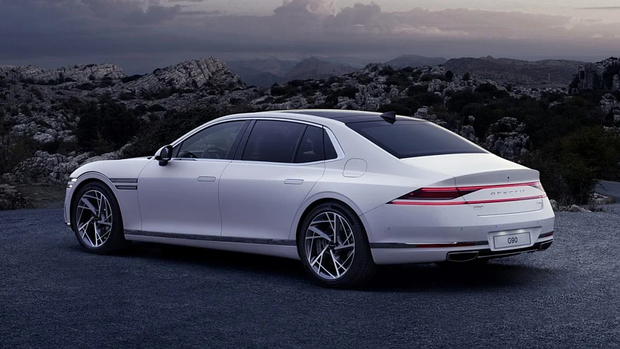 Нынешний Genesis G90