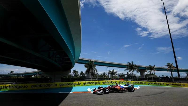 Трансляция гонки Формулы 1 в Майами