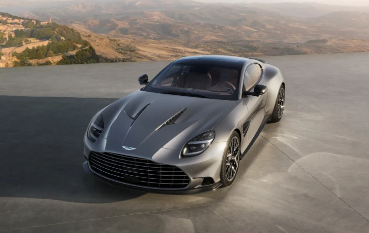Aston Martin Vanquish отмечает юбилей в четверть века спецверсией