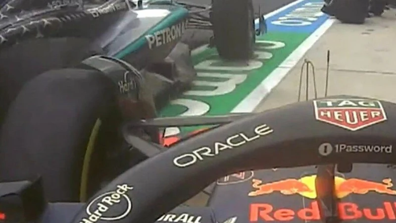 &laquo;Человеческая ошибка&raquo;. Кристиан Хорнер &ndash; о небезопасном выезде Ферстаппена