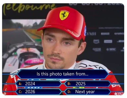 Итак, а теперь следующий вопрос: в каком году сделано это фото грустного Шарля Леклера? &copy; Соцсети