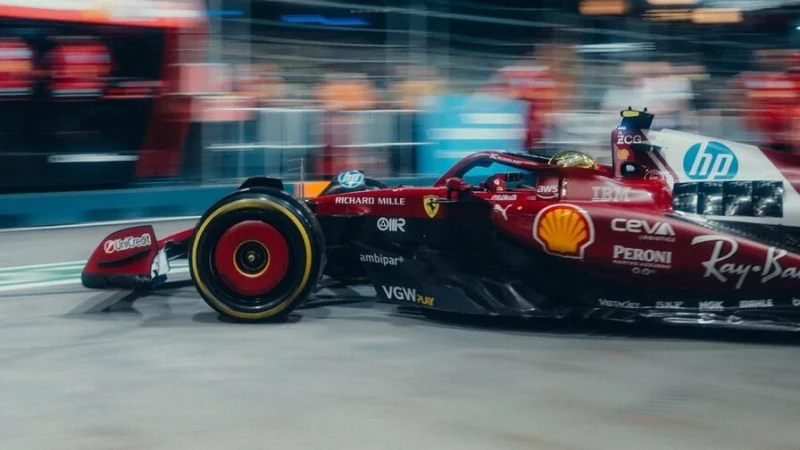 &laquo;Машина Хэмилтона не была опасной&raquo;. В Ferrari ответили на претензию Алонсо