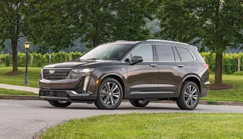 Бензиновый Cadillac XT6 вернётся в строй на фоне слабых продаж электромобилей