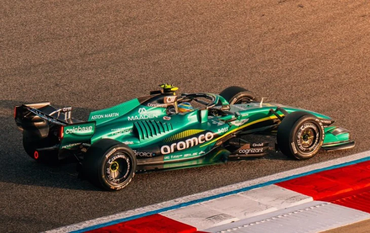 Опрос: Кто виноват в позорном провале Aston Martin?