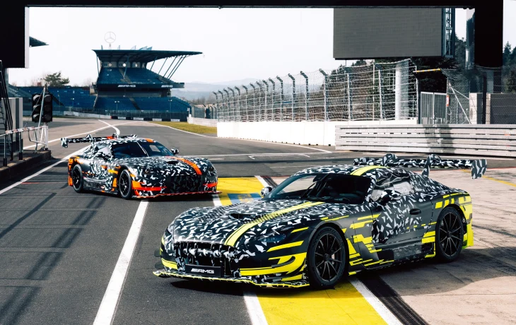 Mercedes-AMG готовит два хардкорных спорткара: трековый GT3 и дорожный GT Black Series