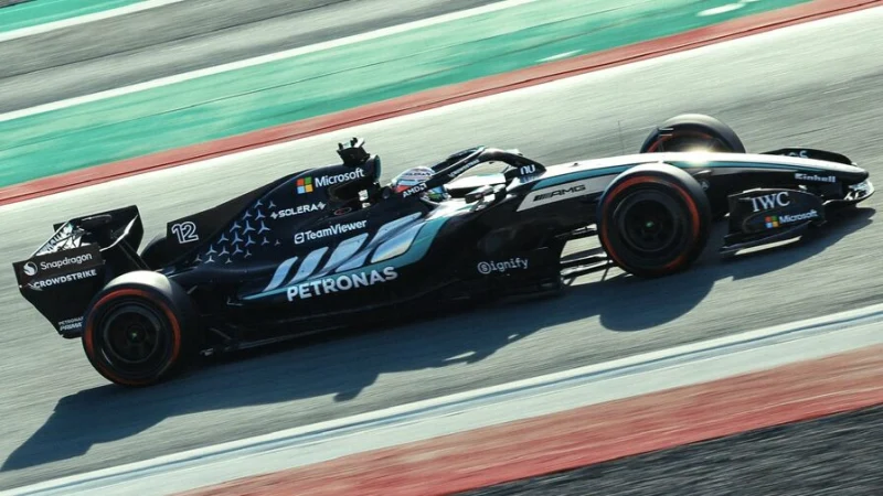 Тесты Ф1 в Бахрейне: Mercedes пришлось заменить двигатель из-за технической проблемы