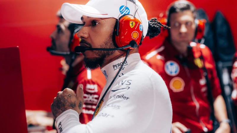 &laquo;Полная чушь&raquo;. Хэмилтон &ndash; про слухи о конфликте с гоночным инженером