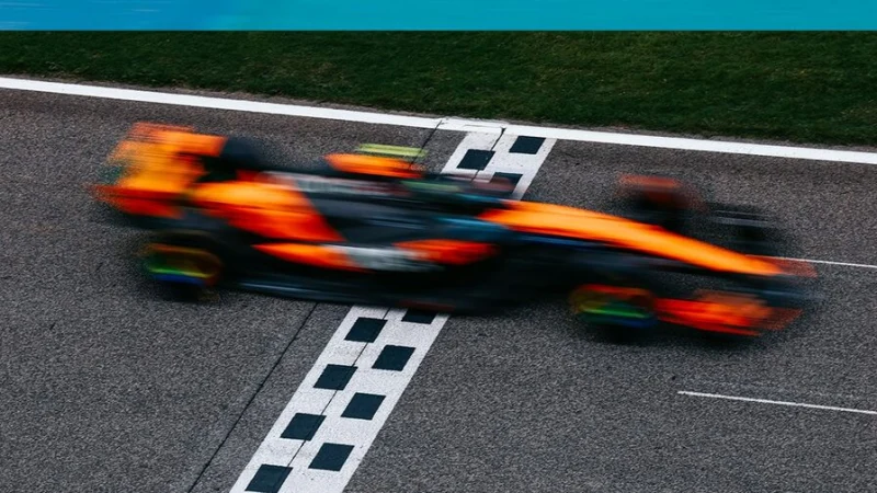 McLaren, не пугай так! Анализ длинных серий на тестах Формулы 1 в Бахрейне