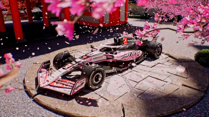 Haas для Гран При Японии украсил болиды цветками сакуры