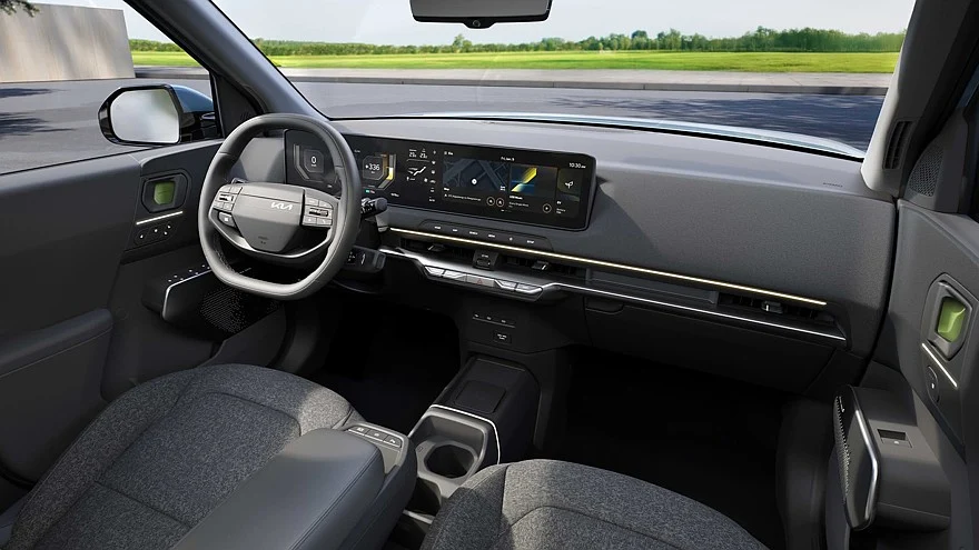 На фото: салон Kia EV2