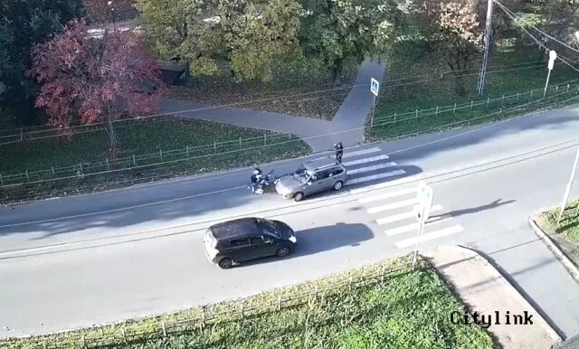  В Петрозаводске 74-летний водитель сбил инвалида-колясочника