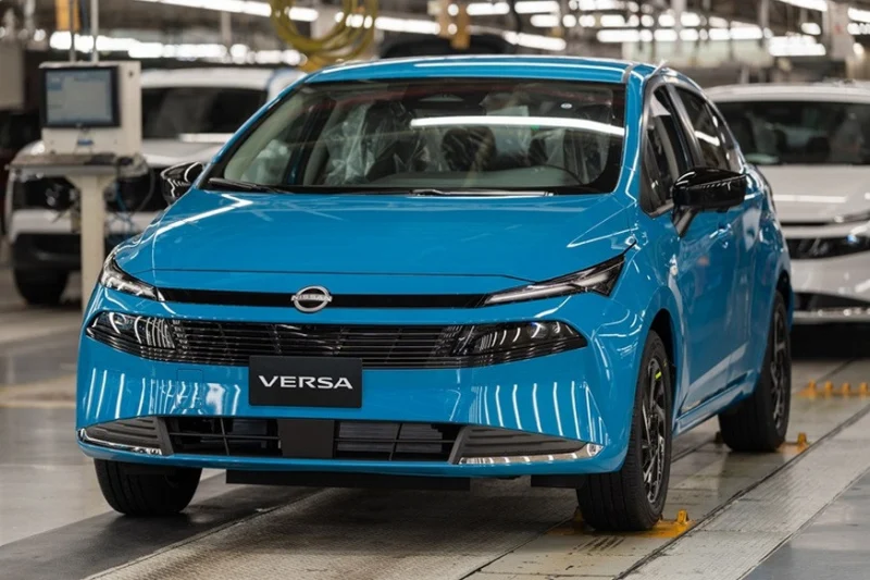 Седан Nissan Versa, он же Almera и Sunny, перешёл в новое поколение: первые официальные фото