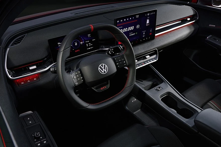 На фото: салон Volkswagen ID. Polo GTI