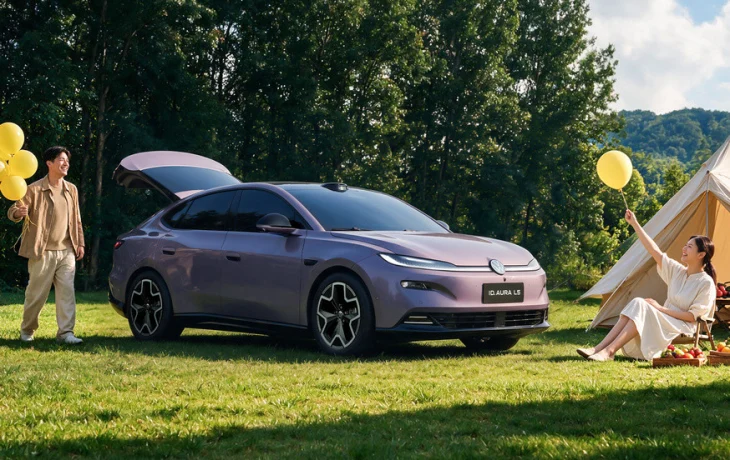 Лифтбек Volkswagen ID.Aura L5 готовится к старту продаж: свежие официальные кадры