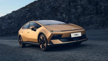 Седан Hyundai Ioniq V предложен в двух вариантах мощности
