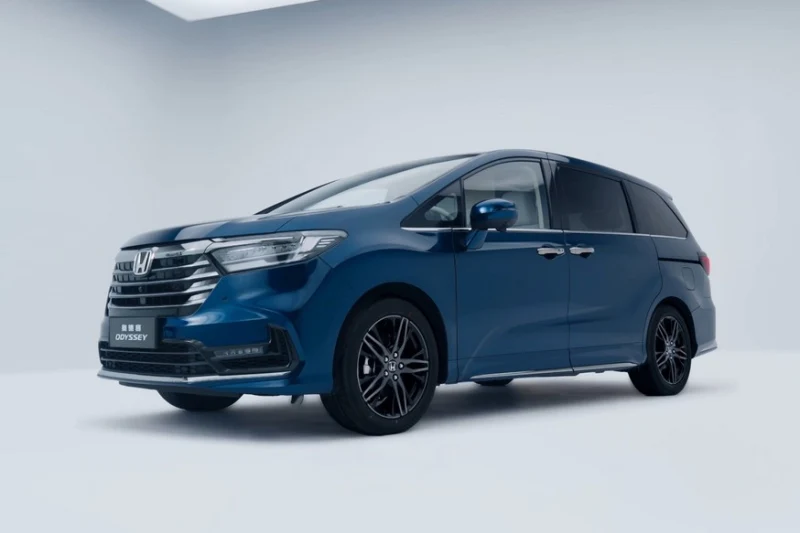 Минивэну Honda Odyssey улучшили салон