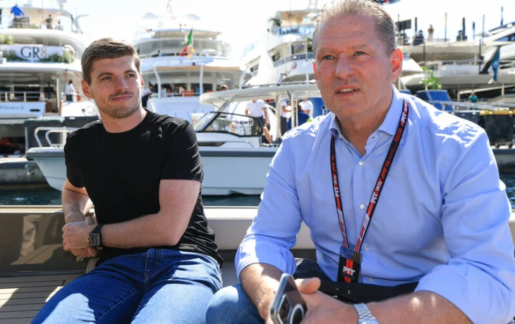 &laquo;Это провал&raquo;. Йос Ферстаппен посоветовал сыну перестать думать о титуле