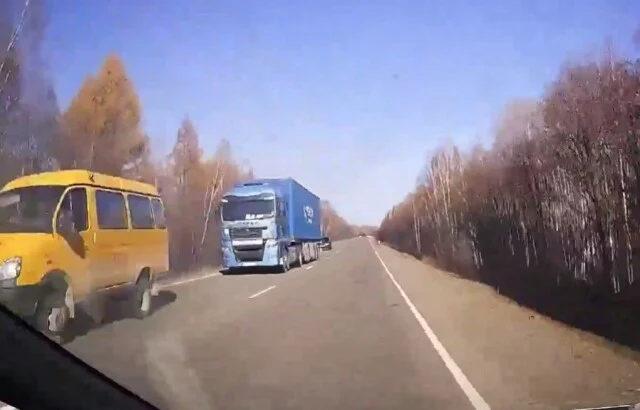  В Хабаровском крае у автомобиля отвалилось колесо после посещения шиномонтажа