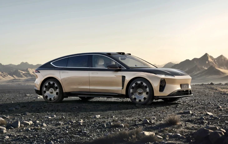 Замахнувшийся на Mercedes-Maybach седан Nio ET9 стал ещё роскошнее