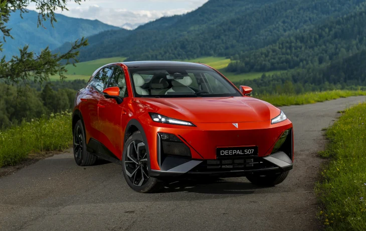 Changan объявил о старте продаж Deepal S07 на российском рынке, цена известна