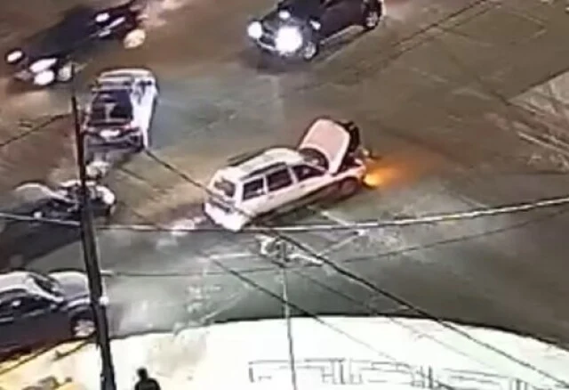  В Вологде &laquo;Лада&raquo; завелась и протащила водителя несколько метров