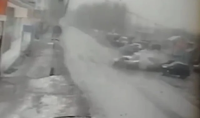  &laquo;Сейчас его разыскивают&raquo;: в объектив камеры попал момент ДТП в Салавате