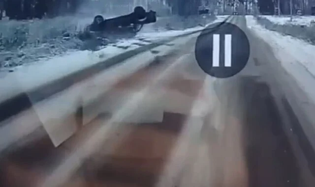  &laquo;На ходу внезапно включился ручной тормоз&raquo;: китайский автомобиль перевернулся под Нижним Новгоро