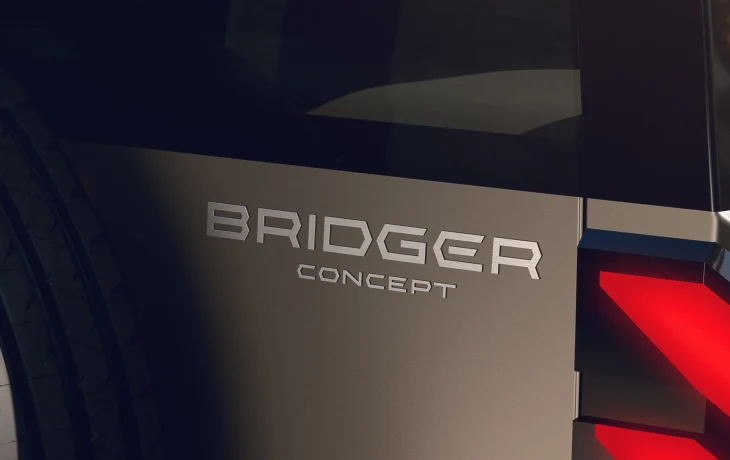 Дешёвый брутальный кроссовер Renault Bridger показался на первых тизерах
