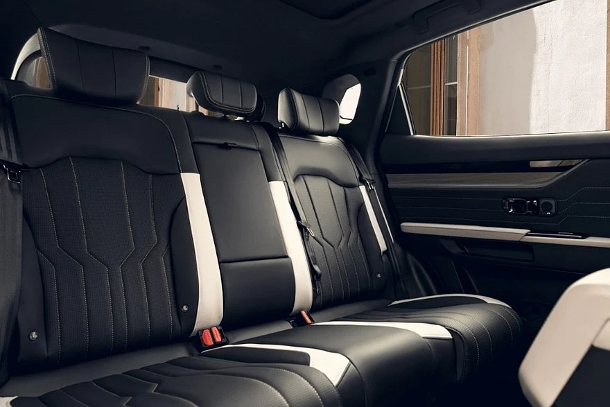 Глобальный Soueast S06