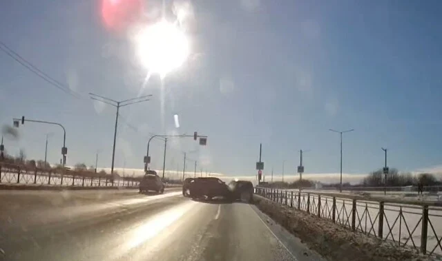  ДТП на Южном шоссе в Череповце: водитель кроссовера пытался затормозить, но не смог