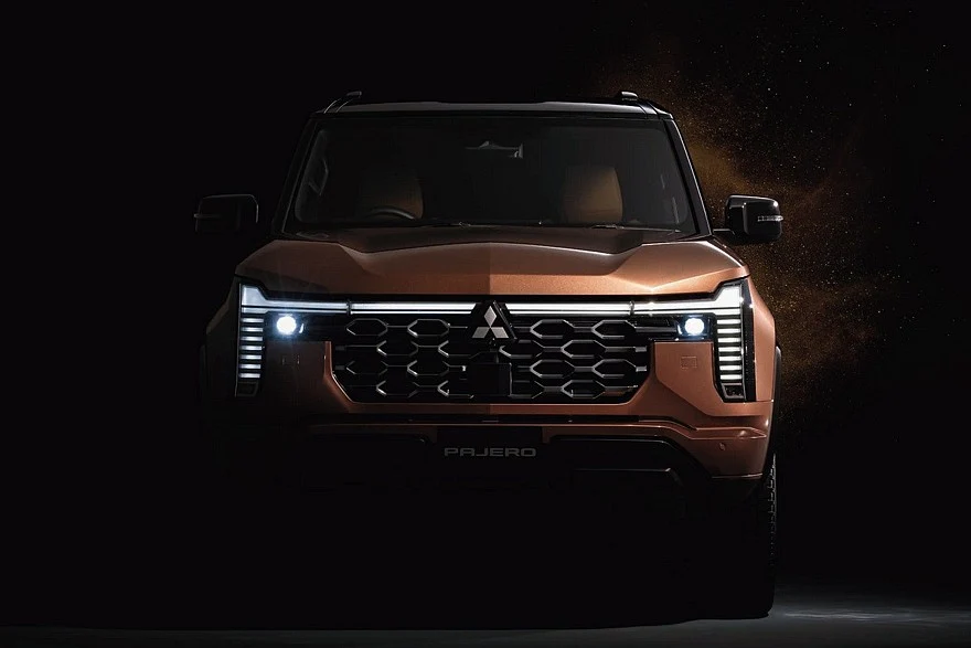 Топовый Mitsubishi Pajero для Японии