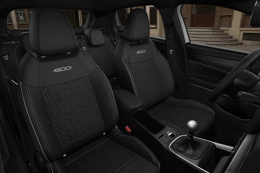 Бензиновый Fiat 600 Street