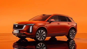 &laquo;Второй&raquo; Cadillac XT5 с новой начинкой: скоро в продаже