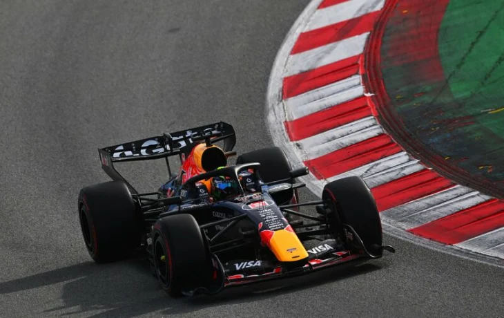 &laquo;Впечатляет&raquo;. Хаджар удивлён надёжностью мотора Red Bull-Ford