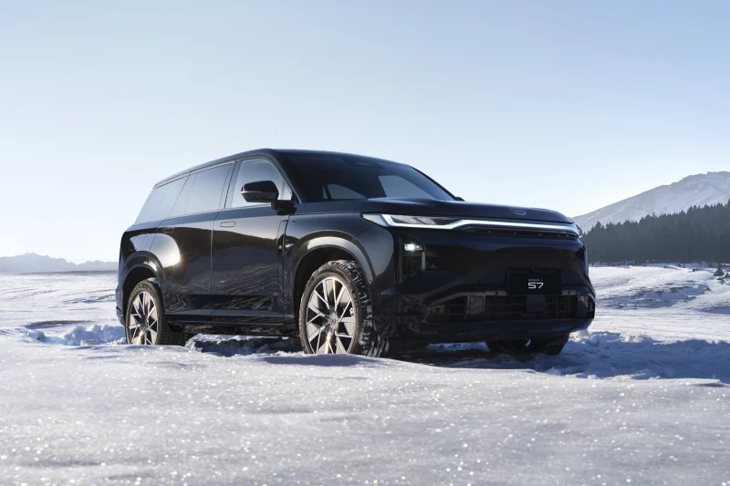 На российском рынке стартовали продажи кроссовера GAC S7, цены известны