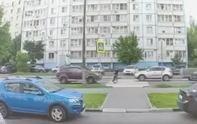  12-летний подросток попал под колеса автомобиля в Подмосковье