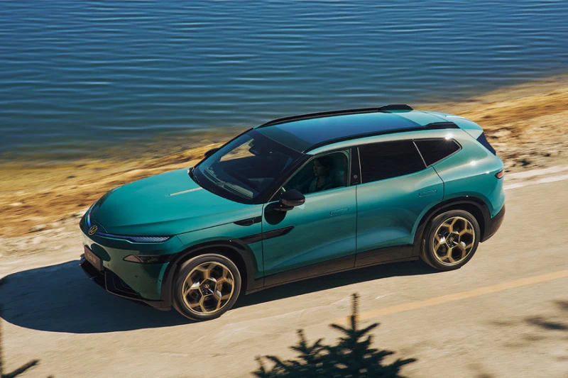Кроссовер Volkswagen ID.Unyx 08 доступен к заказу: богатое оснащение, есть полный привод