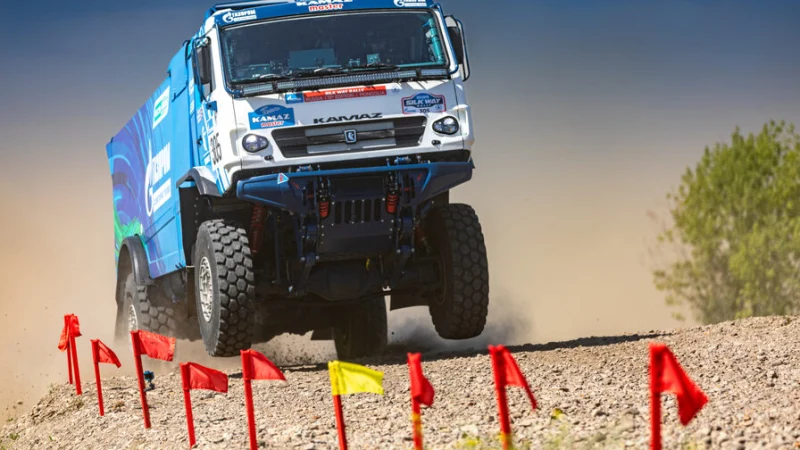 КАМАЗ &laquo;потерял&raquo; два экипажа, МАЗ уступил лидерство. Итоги 3-го этапа &laquo;Шелкового пути&raquo;