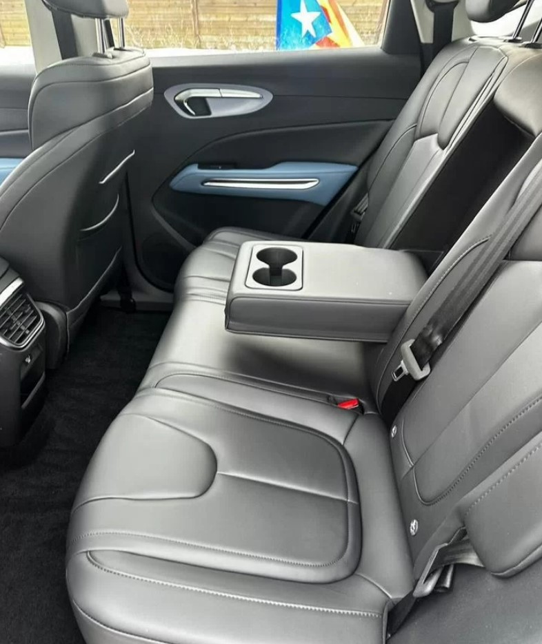 Нецензурное ругательство или удачный поворот? Первые впечатления от эксплуатации автомобиля FAW Bestune T90