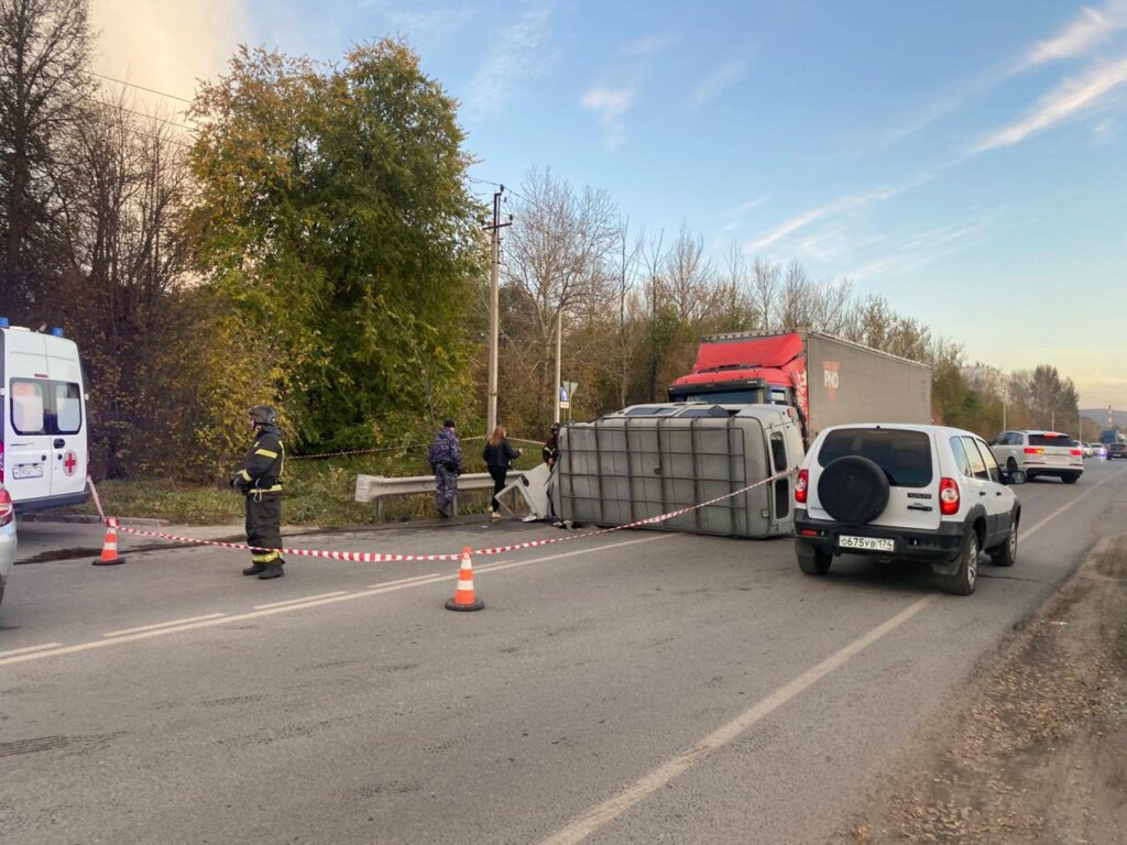 Опасный маневр в Миассе стоил жизни водителю и пассажиру УАЗа