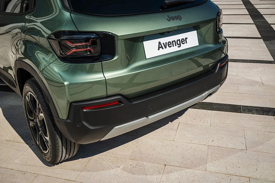 Обновленный Jeep Avenger