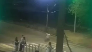  В Улан-Удэ женщина перебегала дорогу на красный и погибла под колесами внедорожника