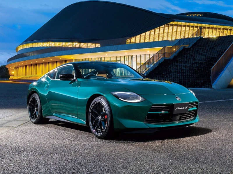 Обновлённый Nissan Z наконец-то представлен в Японии: МКП доступна на всех версиях