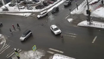  В Петрозаводске на пешеходном переходе сбили женщину
