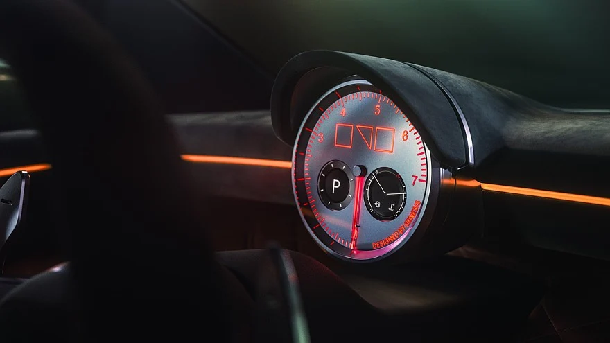 Genesis Magma GT