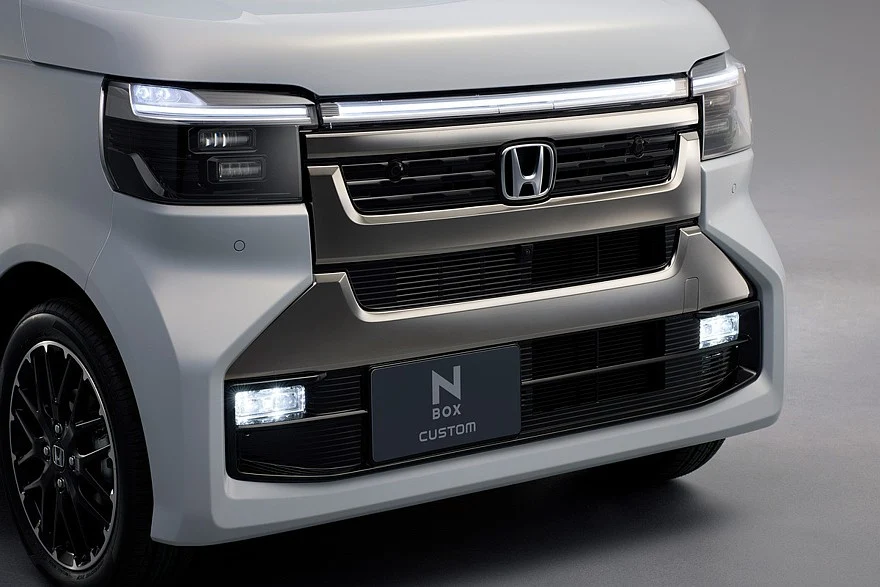 Обновленный Honda N-Box Custom Coordinate Style
