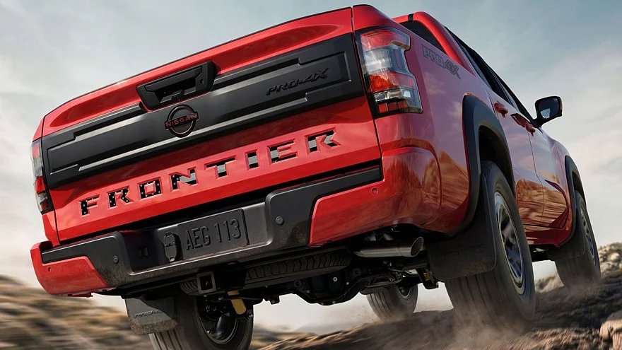 На фото: корма Nissan Frontier 250th Anniversary Edition