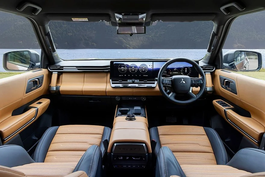 Топовый Mitsubishi Pajero для Японии