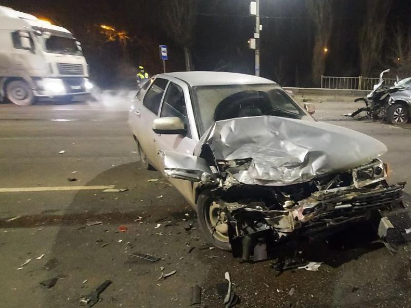 Авария на проспекте Патриотов в Воронеже унесла жизнь человека